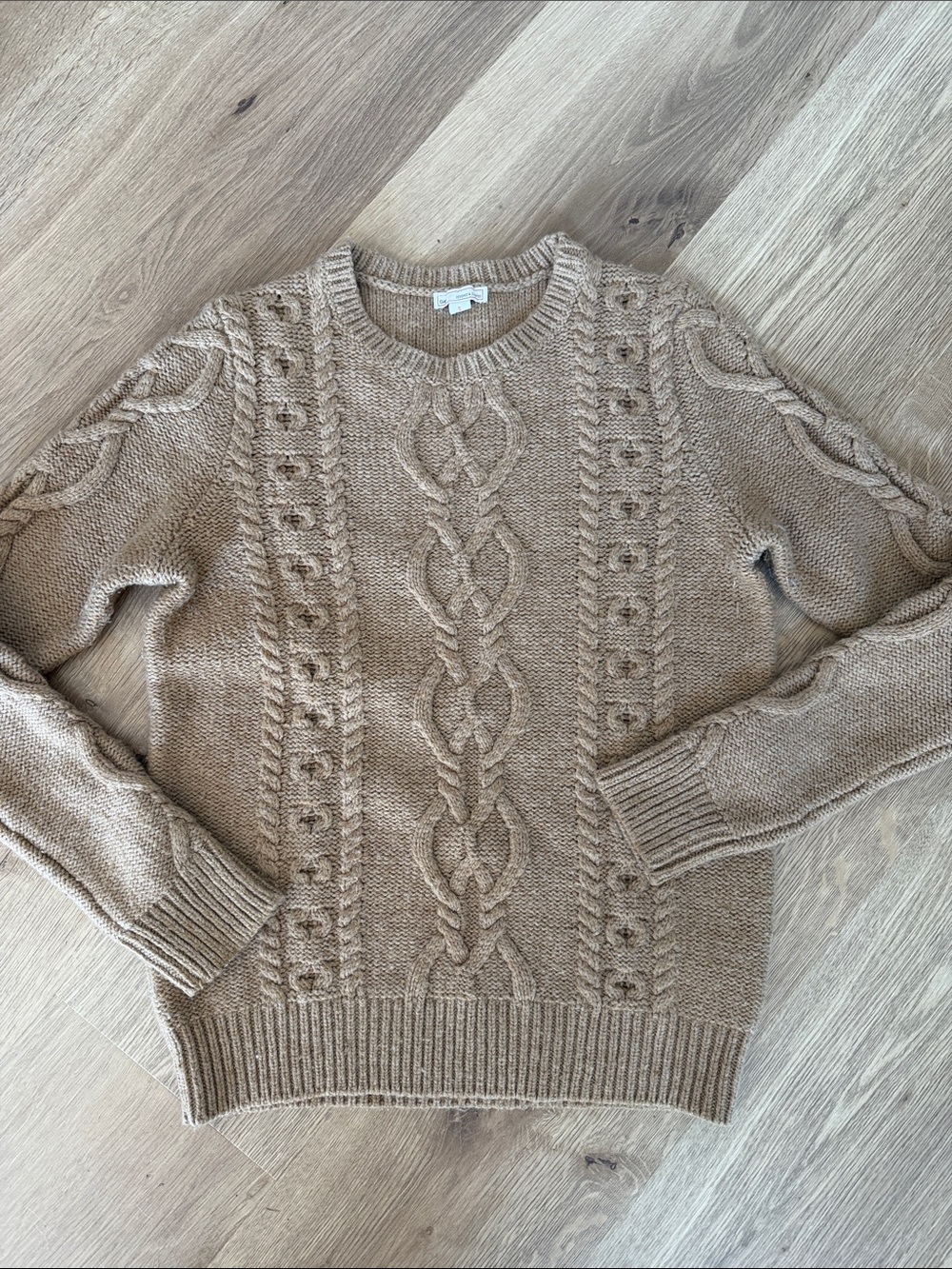 GAP Taupe Cable Knit Crewneck Sweater - Women